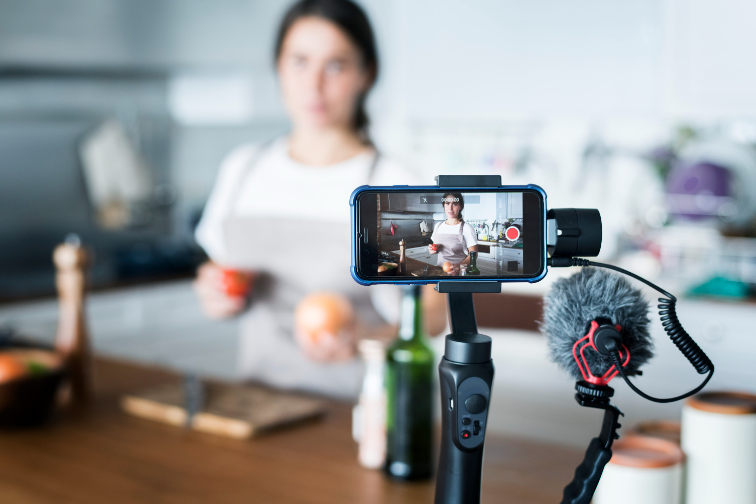 How to start a live broadcast from your Phone